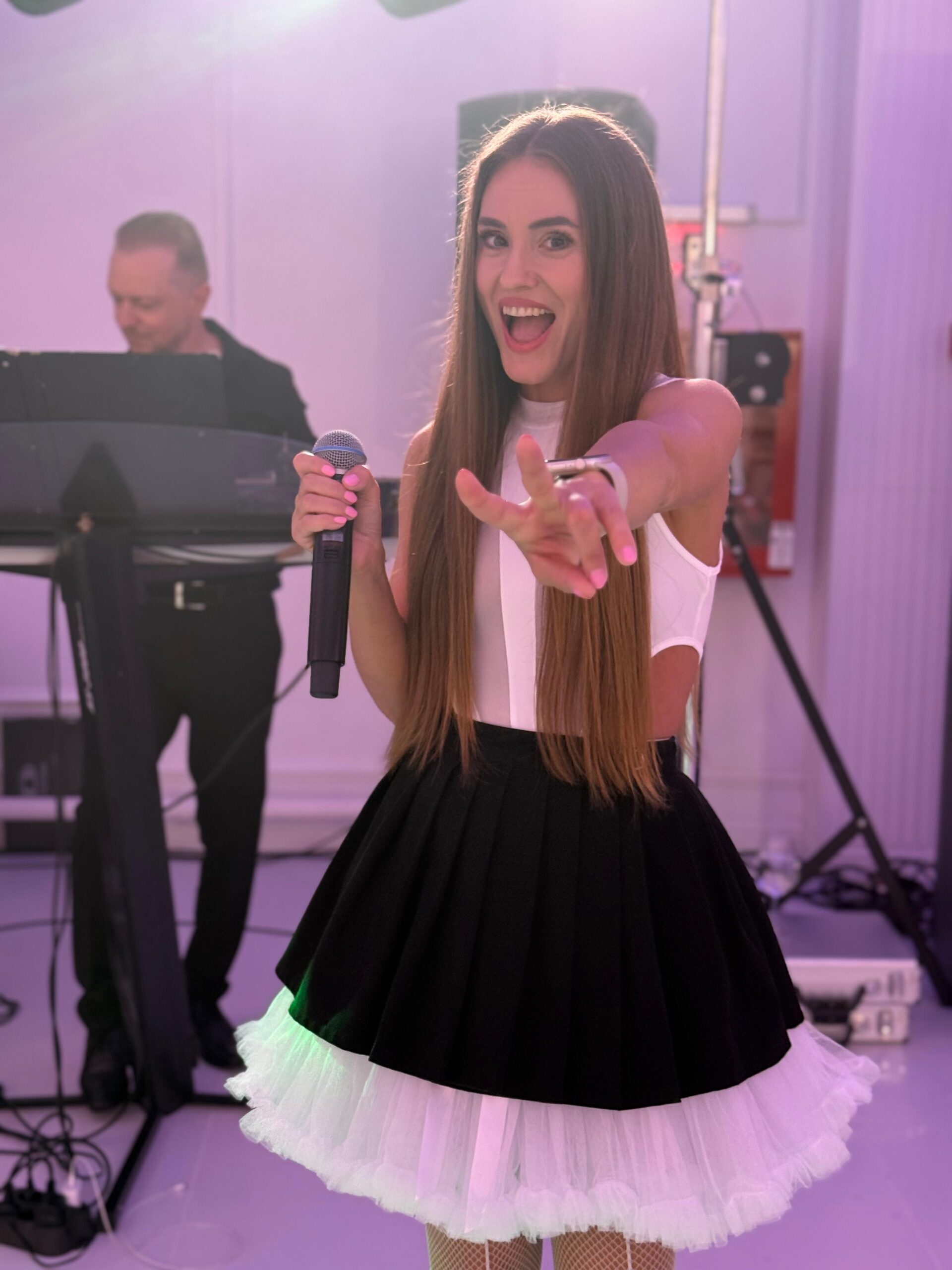 5 lucruri pe care nu ți le spune nimeni despre muzica live la nuntă